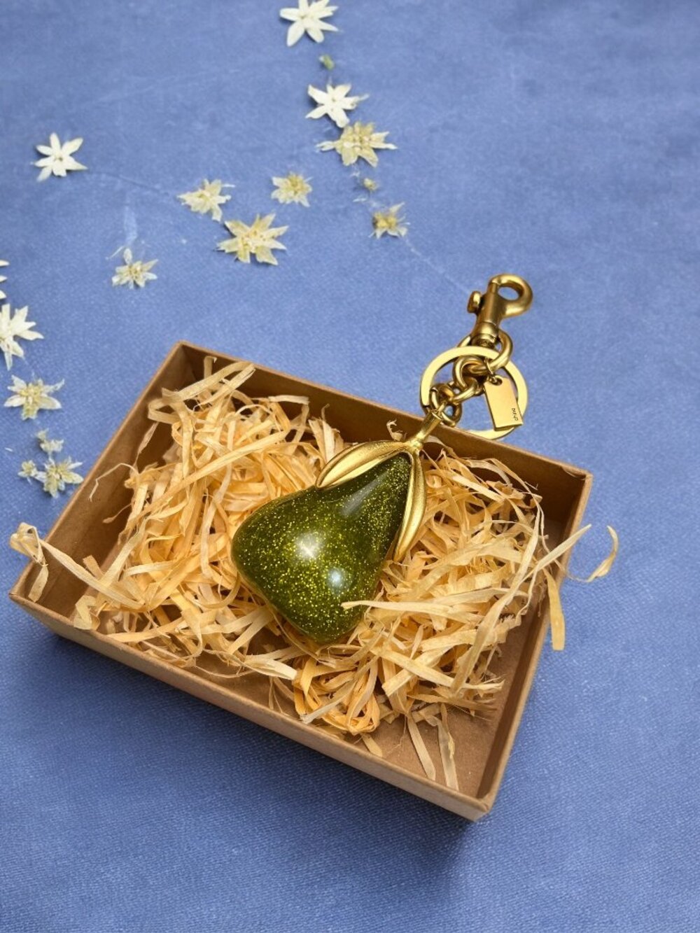 🌸Coach Gold and Green Glitter Key Holder